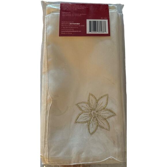 Cloth Napkins Christmas Spirit Gold Set Of 4 Bed Bath & Beyond NEW SEALED - Picture 4 of 8